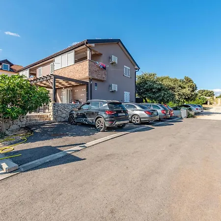 Gorgeous In With Wifi